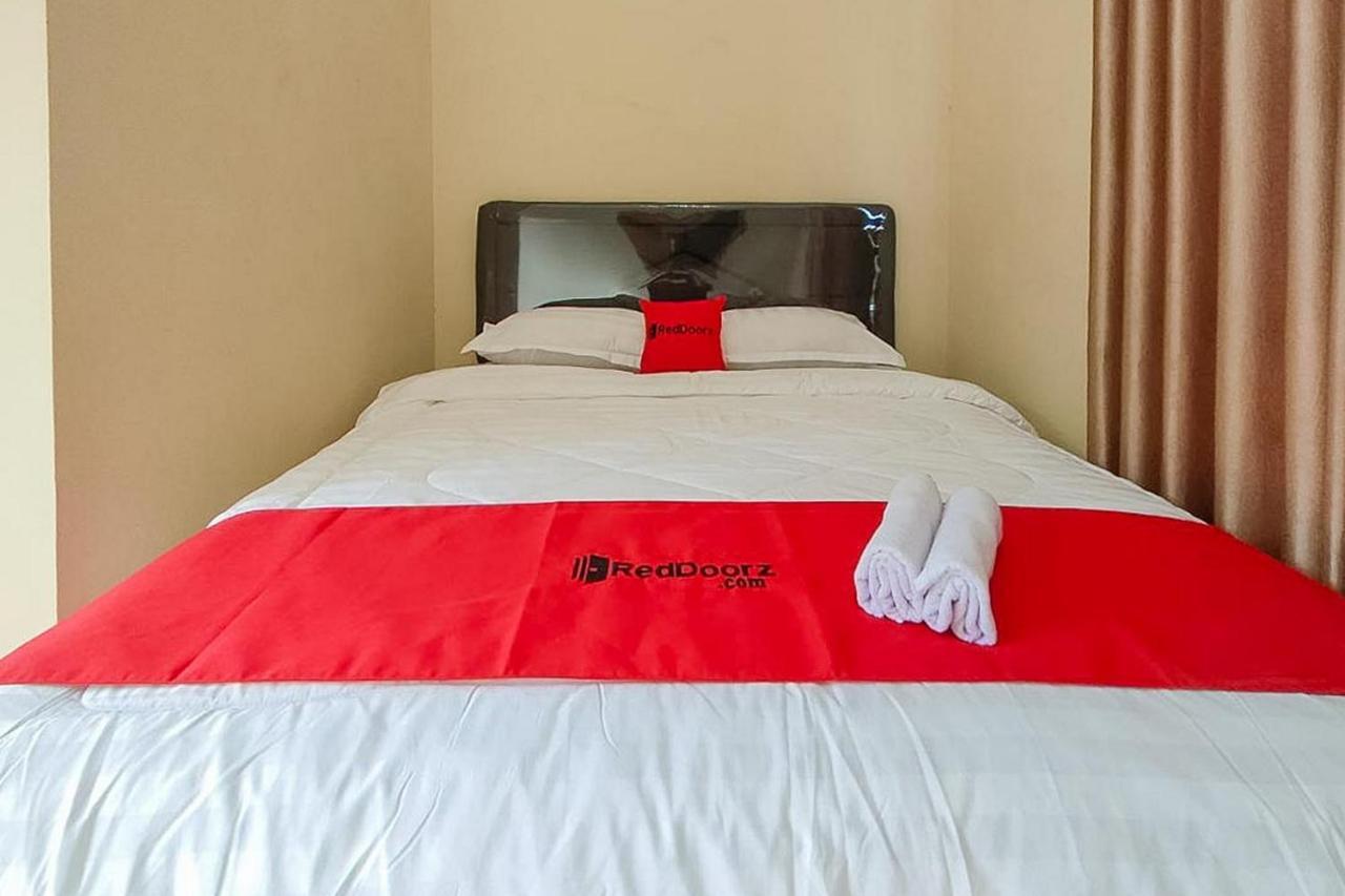 Hotel RedDoorz near BNS Batu Tlekung Zewnętrze zdjęcie