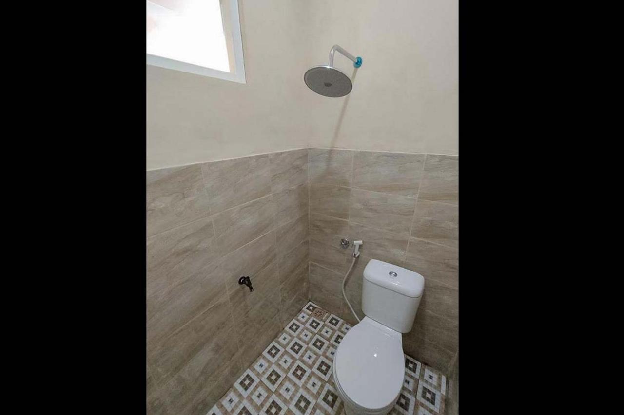 Hotel RedDoorz near BNS Batu Tlekung Zewnętrze zdjęcie