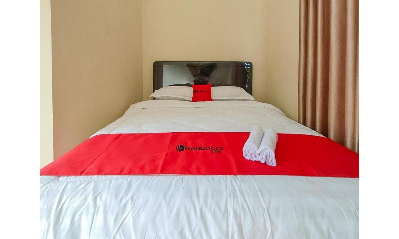 Hotel RedDoorz near BNS Batu Tlekung Zewnętrze zdjęcie
